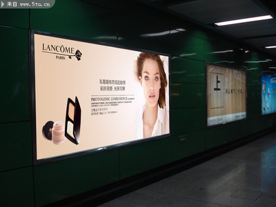 蘭蔻戶(hù)外廣告 城市風(fēng)景線上的法式優(yōu)雅